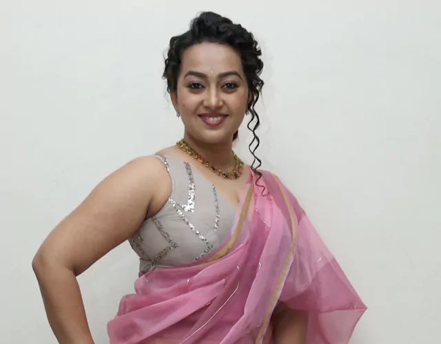 Ester Noronha Pictures
